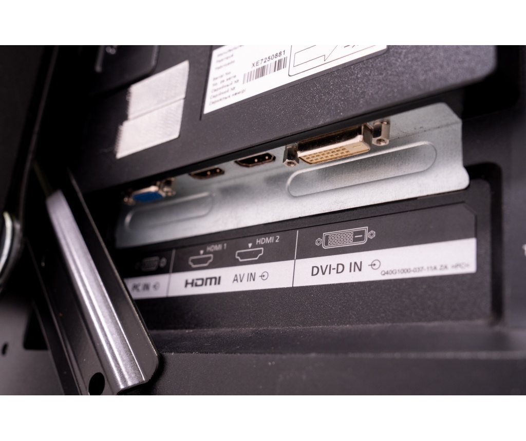 Panasonic TH-43LFE8E @ Gearmarket.eu Panasonic TH-43LFE8E @ Gearmarket.eu